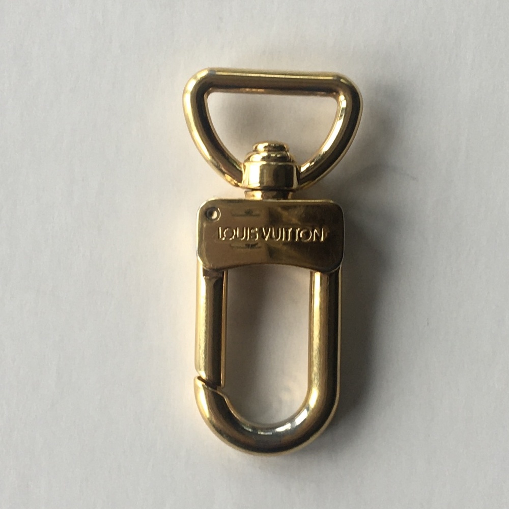 Louis Vuitton Clasp
